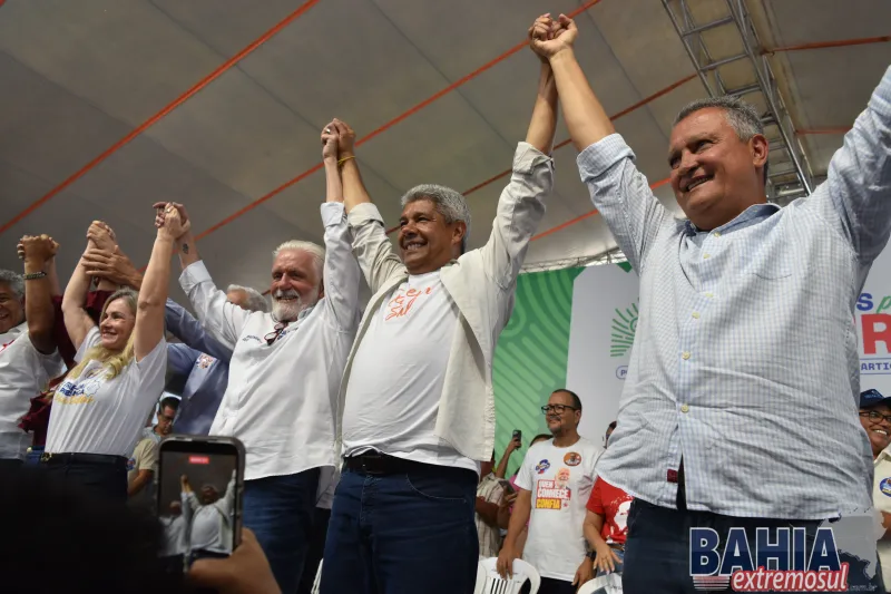 Multidão participa de encontro do PGP em Teixeira de Freitas com presença de Jerônimo Rodrigues e lideranças do Extremo Sul Multidão participa de encontro do PGP em Teixeira de Freitas com presença de Jerônimo Rodrigues e lideranças do Extremo Sul