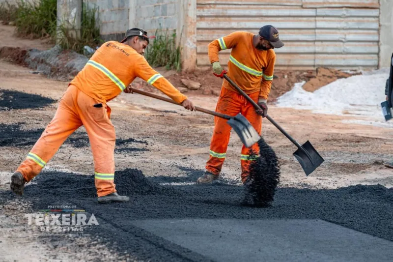 Trânsito é liberado na Ladeira Padre Anchieta após avanço das obras de macrodrenagem Trânsito é liberado na Ladeira Padre Anchieta após avanço das obras de macrodrenagem