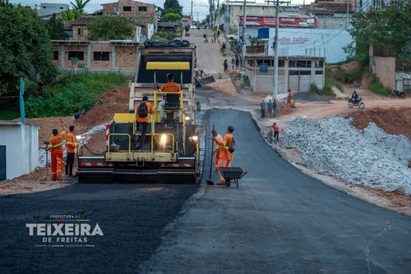 Trânsito é liberado na Ladeira Padre Anchieta após avanço das obras de macrodrenagem Trânsito é liberado na Ladeira Padre Anchieta após avanço das obras de macrodrenagem