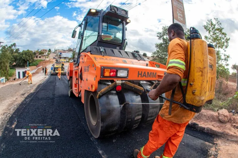 Trânsito é liberado na Ladeira Padre Anchieta após avanço das obras de macrodrenagem Trânsito é liberado na Ladeira Padre Anchieta após avanço das obras de macrodrenagem