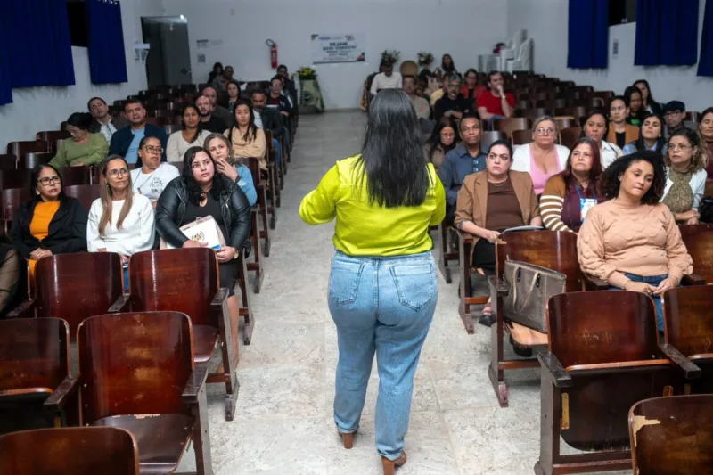 Jornada Pedagógica da EJA 2026.2 reúne educadores em Teixeira de Freitas e marca início do segundo semestre letivo