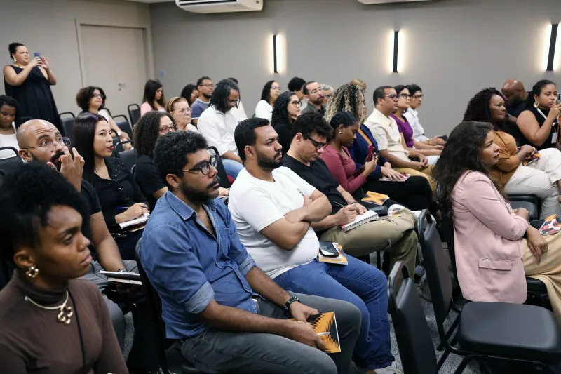 Comunicadores do Estado participam de formação sobre antirracismo e direitos humanos