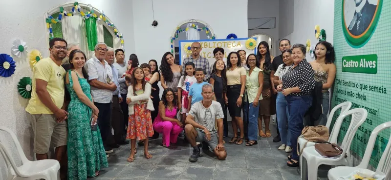 Biblioteca Municipal de Teixeira de Freitas realiza 5ª edição do Sarau Literário com escritores e jovens talentos
