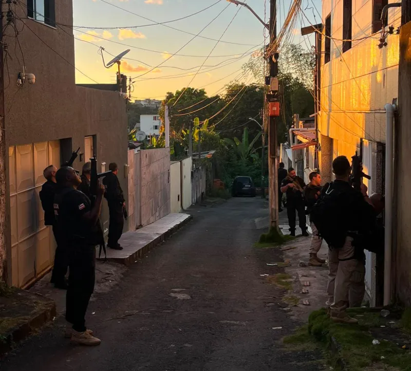 Operação Camarim apura fraude em contratação de bandas e cumpre mandado de busca em Salvador Operação Camarim apura fraude em contratação de bandas e cumpre mandado de busca em Salvador