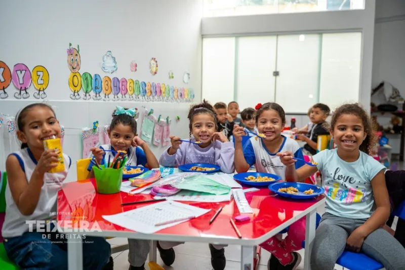 Prefeitura transforma antigo prédio do EMEI Monte Sinai em moderno espaço para a Educação Infantil Prefeitura transforma antigo prédio do EMEI Monte Sinai em moderno espaço para a Educação Infantil