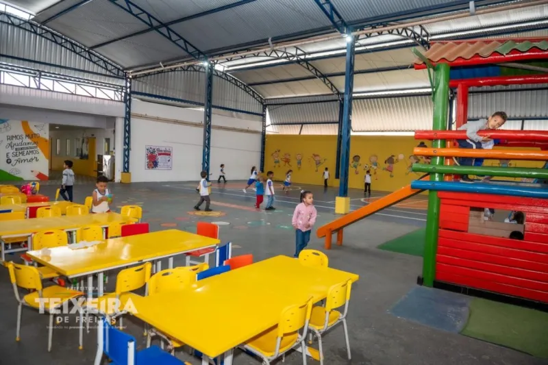 Prefeitura transforma antigo prédio do EMEI Monte Sinai em moderno espaço para a Educação Infantil Prefeitura transforma antigo prédio do EMEI Monte Sinai em moderno espaço para a Educação Infantil