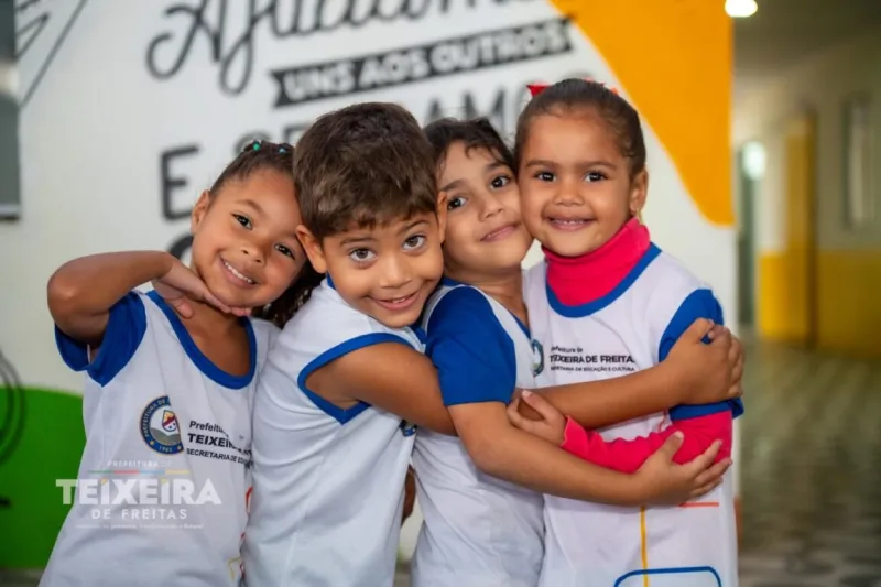 Prefeitura transforma antigo prédio do EMEI Monte Sinai em moderno espaço para a Educação Infantil Prefeitura transforma antigo prédio do EMEI Monte Sinai em moderno espaço para a Educação Infantil