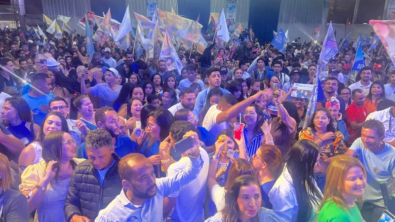 Jonatas Santos lança pré-candidatura a deputado federal com presença de ACM Neto em ato que movimenta Teixeira de Freitas