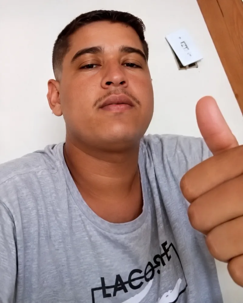 Galego é morto a tiros dentro de bar em Medeiros Neto