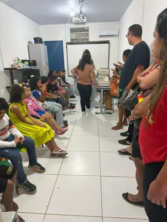 Projeto “De Olho no Futuro” amplia cuidados com a saúde visual de estudantes de Teixeira de Freitas