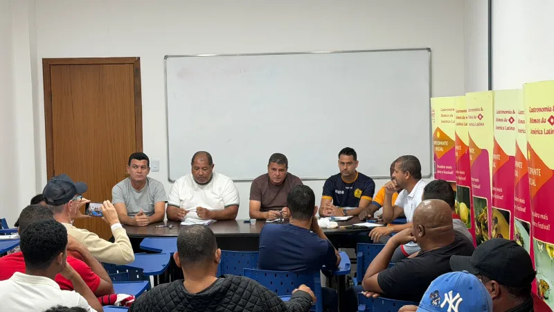 AFESB e Secretaria de Esportes definem detalhes das competições de futebol de 2026 em Teixeira de Freitas AFESB e Secretaria de Esportes definem detalhes das competições de futebol de 2026 em Teixeira de Freitas