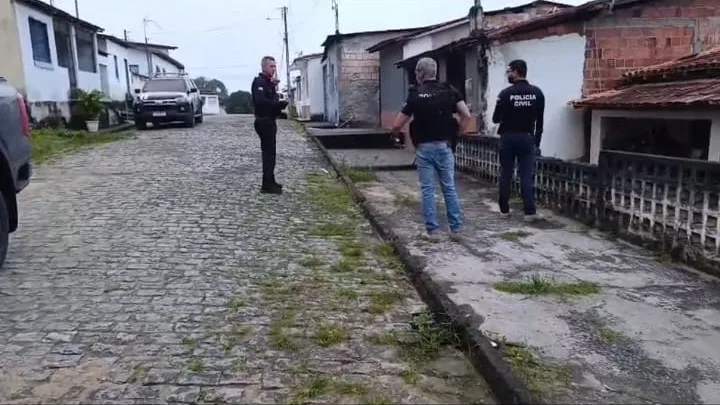 Mulher é presa em Eunápolis  durante Operação Pedra Angular por envolvimento  com organização criminosa no extremo sul da Bahia