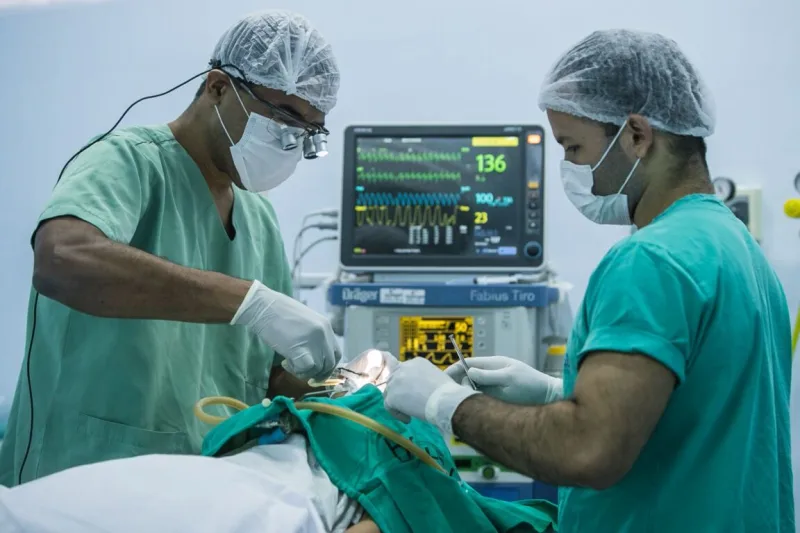 HMTF realiza série de cirurgias eletivas em diferentes especialidades em Teixeira de Freitas
