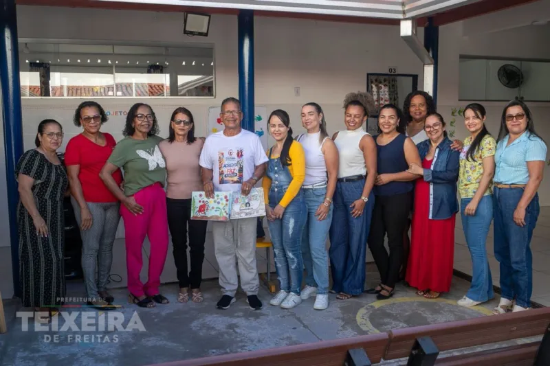 Contação de histórias leva imaginação e leitura para a sala de aula em escola municipal de Teixeira de Freitas Contação de histórias leva imaginação e leitura para a sala de aula em escola municipal de Teixeira de Freitas