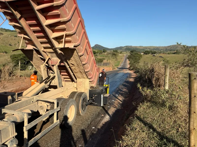 Prefeitura de Vereda amplia projeto e leva asfaltamento da Ladeira Alto da Coruja até a entrada de Massaranduba