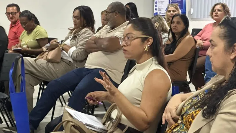 Capacitação reúne educadores de Mucuri para aprimoramento de práticas pedagógicas, comunicação, liderança e inteligência emocional