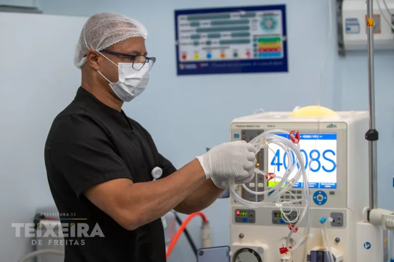 HMTF realiza até 55 sessões de hemodiálise por mês na UTI para pacientes internados