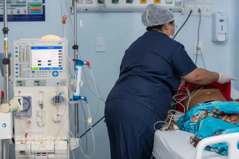 HMTF realiza até 55 sessões de hemodiálise por mês na UTI para pacientes internados