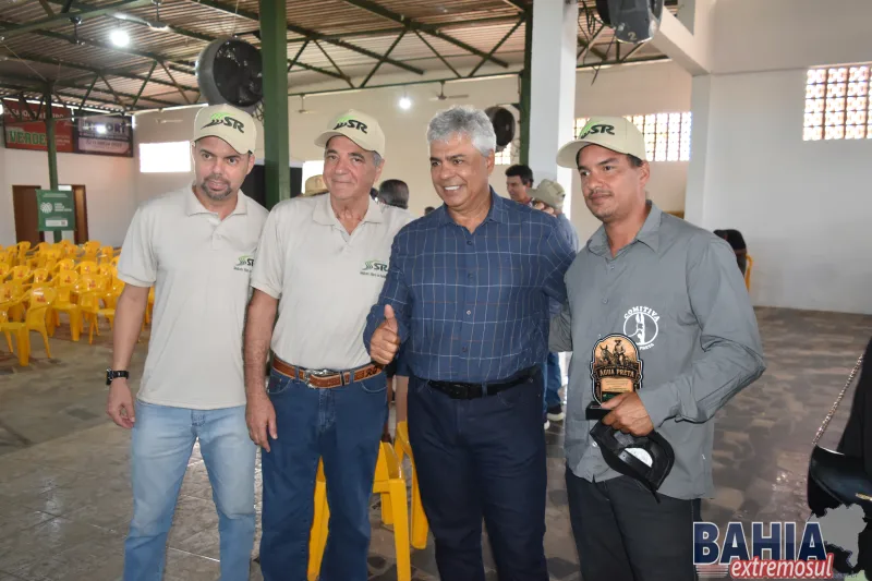 Sindicato Rural de Itanhém destaca força da pecuária durante abertura da 24ª Exponhém Sindicato Rural de Itanhém destaca força da pecuária durante abertura da 24ª Exponhém