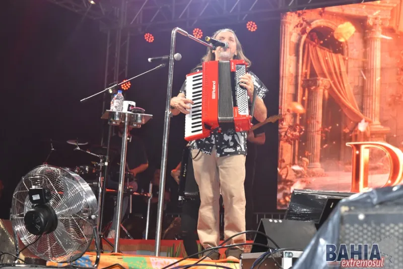 Segunda noite da Exponhém confirma sucesso da festa pelos 68 anos de Itanhém