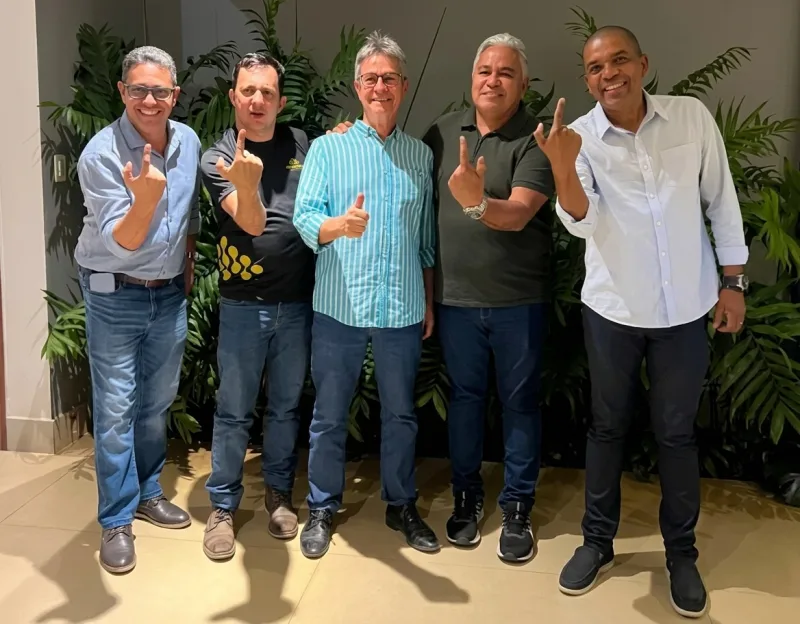 Zico de Baiato recebe secretário de Infraestrutura da Bahia e discute obras estratégicas para Alcobaça e o Extremo Sul