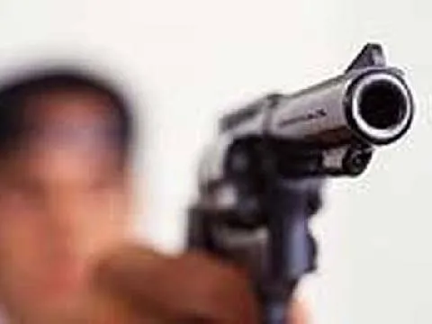 Investigação de tentativa de homicídio leva à apreensão de adolescentes e drogas em Medeiros Neto