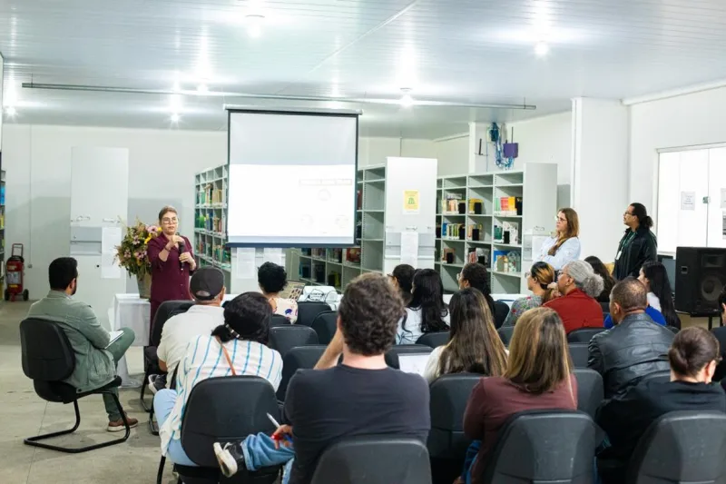 Prefeitura de Teixeira de Freitas e IF Baiano promovem formação sobre transtornos do neurodesenvolvimento