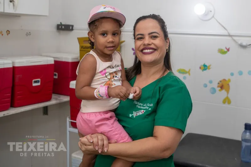 Dia D de Multivacinação aplica 1.474 doses e atualiza cadernetas em Teixeira de Freitas