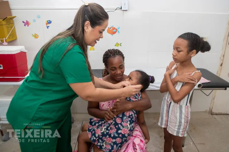 Dia D de Multivacinação aplica 1.474 doses e atualiza cadernetas em Teixeira de Freitas