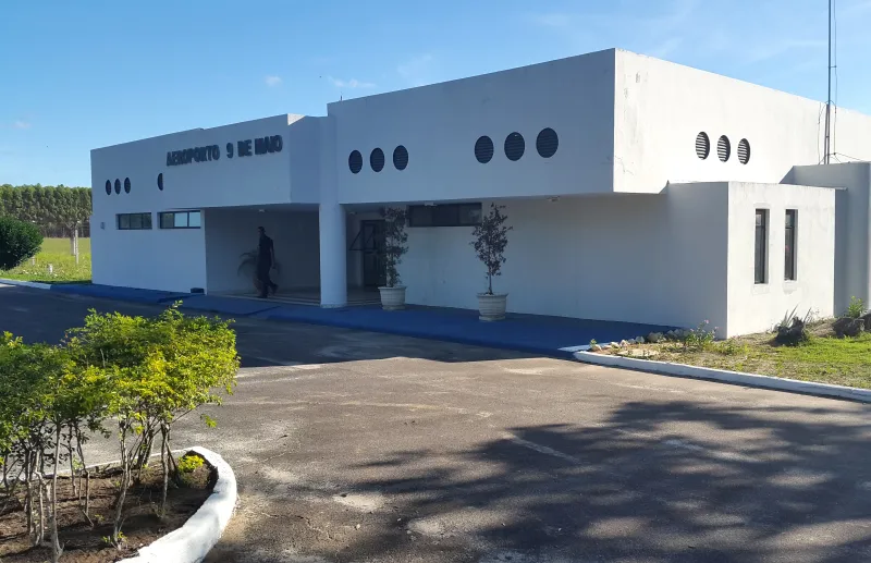 Prefeito Marcelo Belitardo autoriza reforma do Aeroporto 9 de Maio com ampliação de 500 m² Prefeito Marcelo Belitardo autoriza reforma do Aeroporto 9 de Maio com ampliação de 500 m²