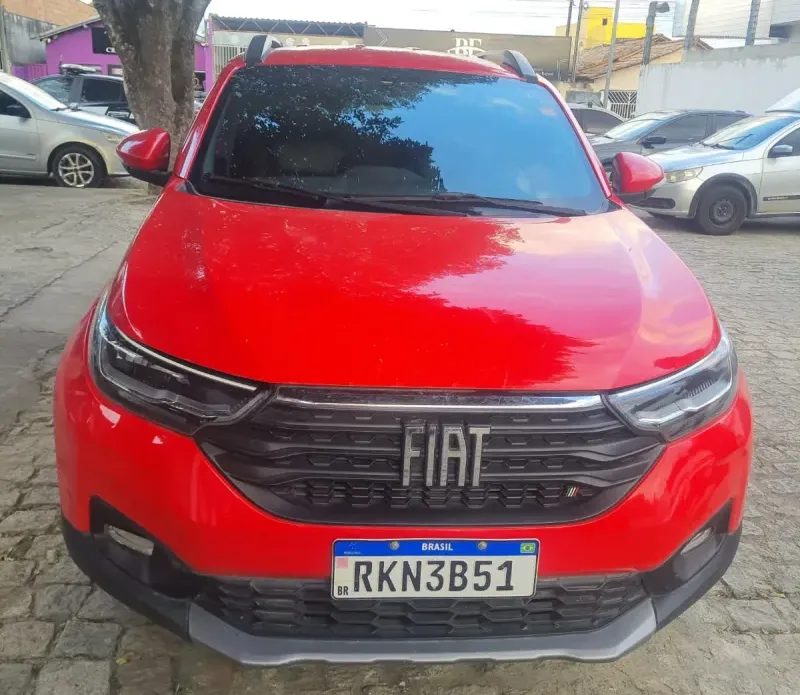 Homem é preso com Fiat Strada furtado durante abordagem da PM em Teixeira de Freitas