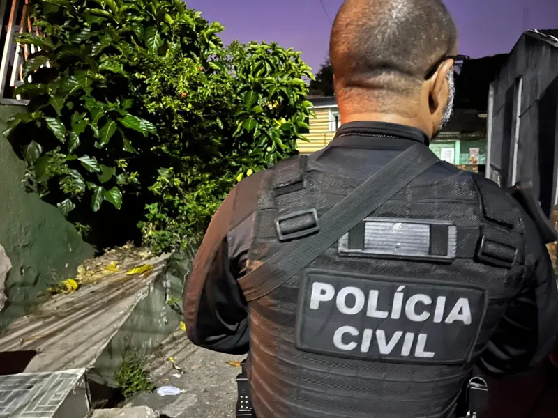 Dois diretores do Detran/BA e um sargento da Polícia Militar são presos pela Polícia Civil por falsificação de documentos de veículos