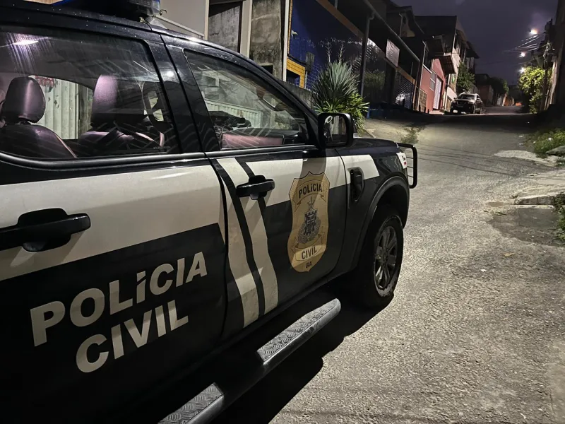 Dois diretores do Detran/BA e um sargento da Polícia Militar são presos pela Polícia Civil por falsificação de documentos de veículos