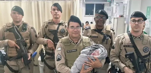 Dois recém-nascidos são encontrados abandonados no mesmo dia em cidades da Bahia
