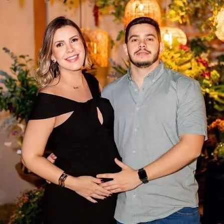Médica é encontrada morta ao lado do bebê e companheiro é preso suspeito do crime