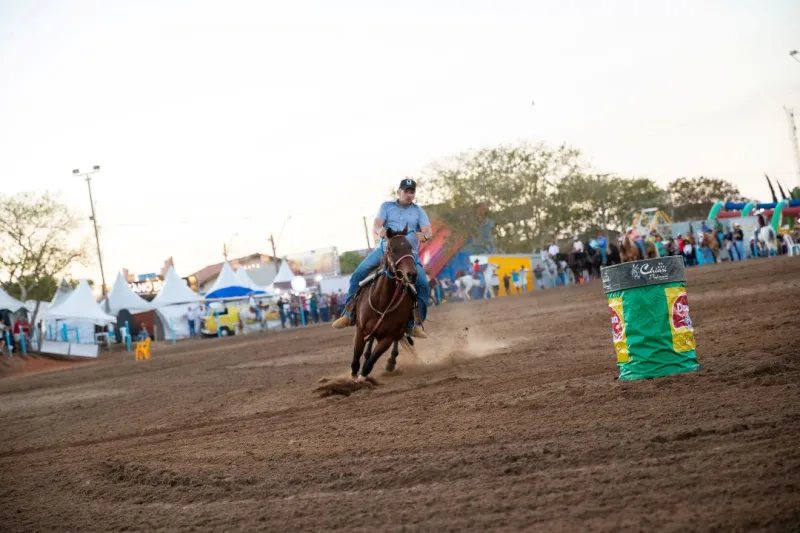 Tradição, público e grandes shows marcam o sucesso da 39ª Festa do Vaqueiro de Ibirapuã