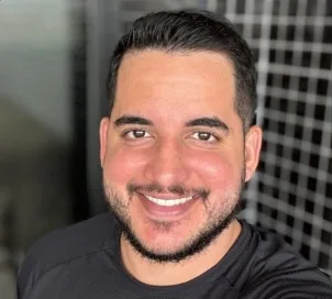 Justiça Eleitoral manda Andrei Castro apagar vídeo contra Penélope Belitardo Justiça Eleitoral manda Andrei Castro apagar vídeo contra Penélope Belitardo