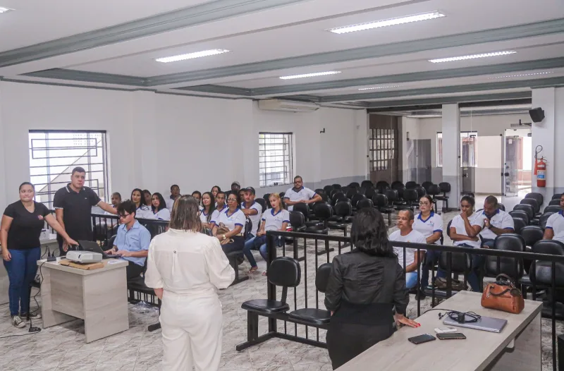 Alcobaça moderniza atendimento e prepara agentes de saúde para uso de tablets Alcobaça moderniza atendimento e prepara agentes de saúde para uso de tablets