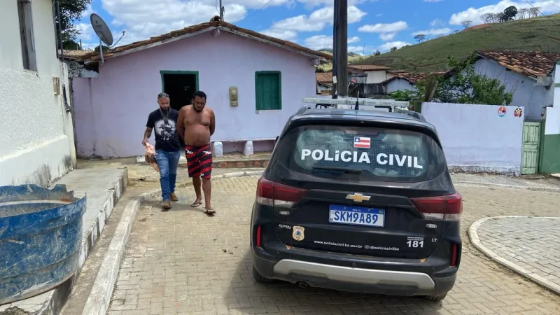 Revoltante: Homem de 40 anos é preso suspeito de estuprar idosa cega e acamada em Itagimirim Revoltante: Homem de 40 anos é preso suspeito de estuprar idosa cega e acamada em Itagimirim
