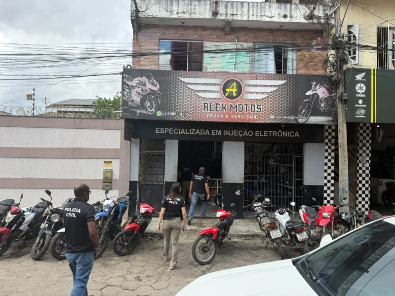 Batida da Polícia Civil em lojas de motos termina com seis veículos apreendidos em Teixeira