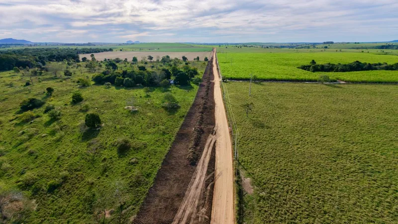 Governo da Bahia inicia pavimentação de estrada que liga Ibirapuã a Vila Portela e Vila Juazeiro Governo da Bahia inicia pavimentação de estrada que liga Ibirapuã a Vila Portela e Vila Juazeiro