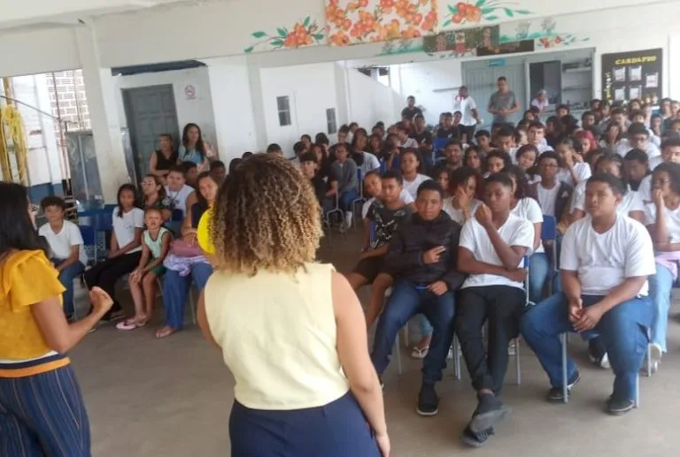 Secretaria de Educação reforça importância da saúde mental durante a campanha Setembro Amarelo