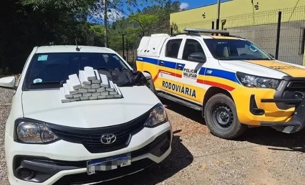 Casal é preso em Minas Gerais com quase 30 kg de maconha que seriam levados para Teixeira de Freitas