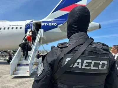 Líderes de facções na Bahia são transferidos para presídios federais de segurança máxima