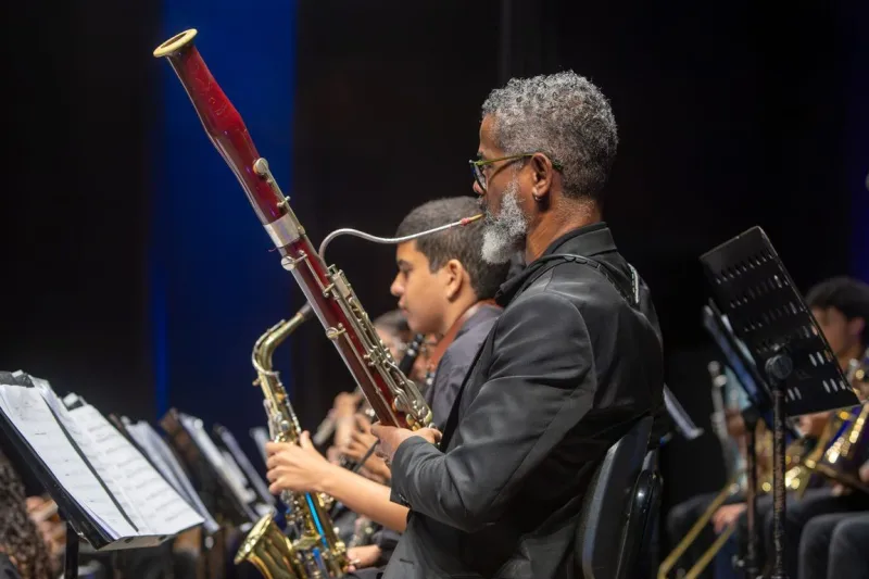 NEOJIBA comemora sete anos de atuação em Teixeira de Freitas com concertos no Teatro Escola