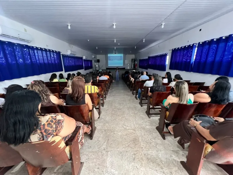 Educação continuada: investir na formação dos gestores é fortalecer a aprendizagem nas escolas Educação continuada: investir na formação dos gestores é fortalecer a aprendizagem nas escolas