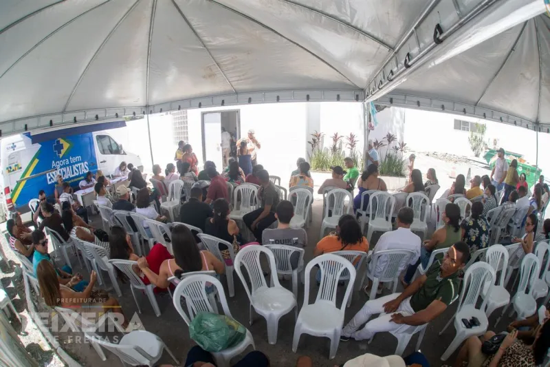 Mais de 160 pacientes recebem tratamento cirúrgico de catarata em Teixeira de Freitas Mais de 160 pacientes recebem tratamento cirúrgico de catarata em Teixeira de Freitas