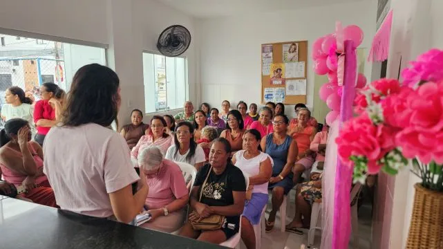Mulheres de Itabatã protagonizam ação do “Outubro Rosa” em defesa da saúde, da prevenção e do autocuidado