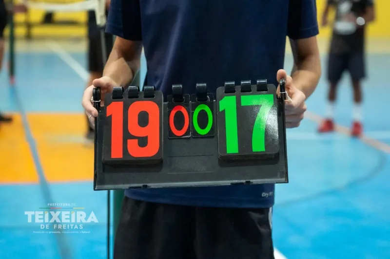 Futsal, vôlei e aprendizado: conheça as atividades do Estação Cidadania em Teixeira de Freitas