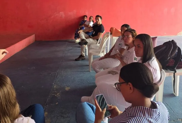 Mucuri capacita cuidadores de abrigo para agir em situações de crise com crianças e adolescentes
